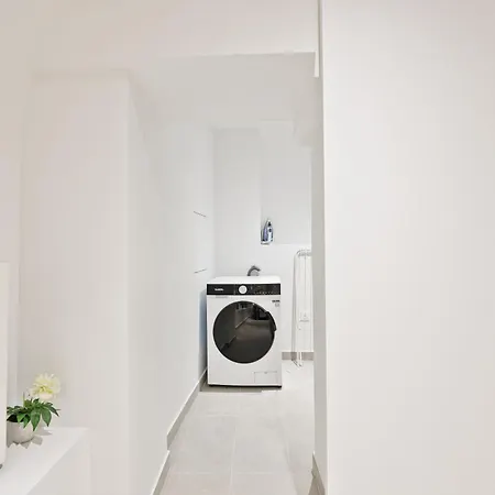 Champs Elysee Arc De Triomphe 2 Bedroom Netflix * Paris